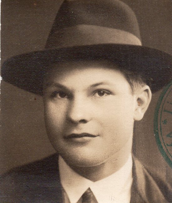 Stepas Zobarskas (1911–1984)