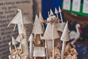 Vaikų literatūros muziejus — popieriaus pilys